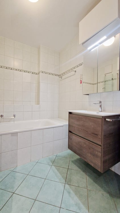 Bellissimo 3,5 in zona residenziale con terrazza coperta panoramica. 9
