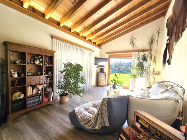 Splendida villa 5,5 con grande giardino in contesto immerso nel verde. 3