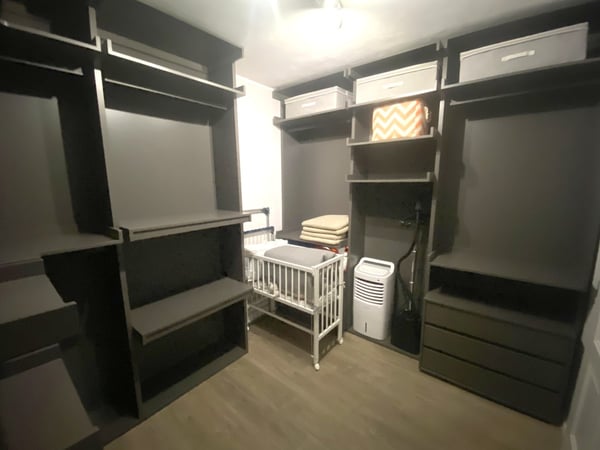 Casa 2,5 locali ristrutturata con vista Ceresio, giardino e parcheggi 9