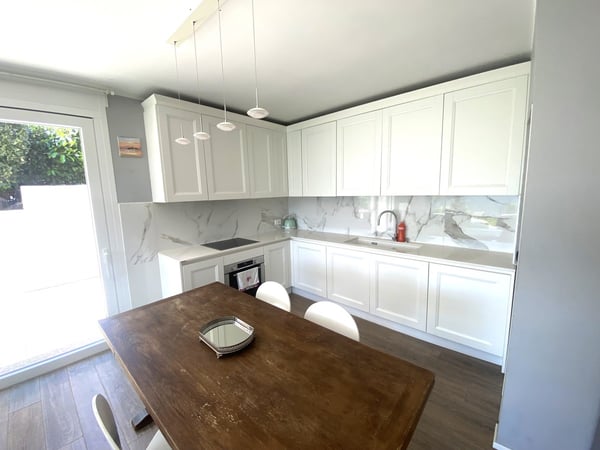 Casa 2,5 locali ristrutturata con vista Ceresio, giardino e parcheggi 7