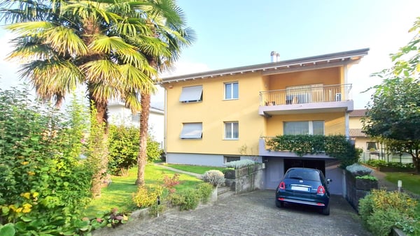 Grande casa 9 locali uni-bifamiliare con giardino, spa e grottino. 1