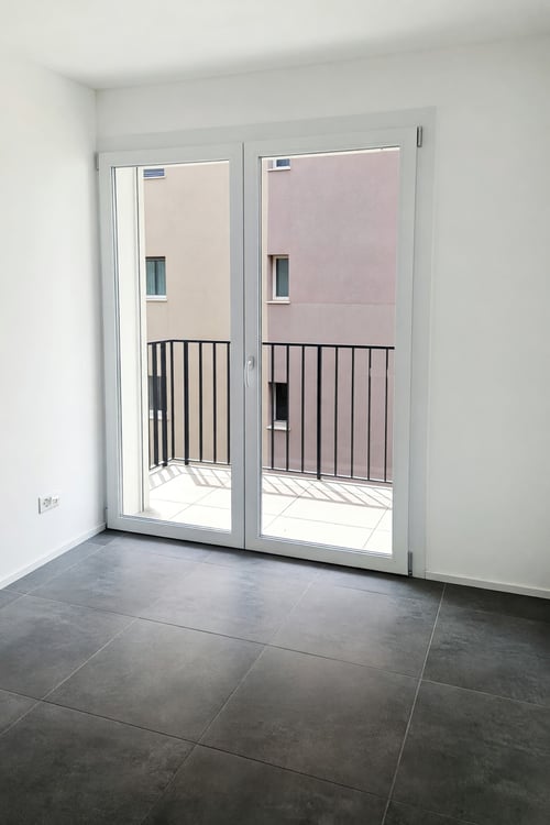 Nuovo appartamento 3,5 con terrazza coperta e due balconi 12