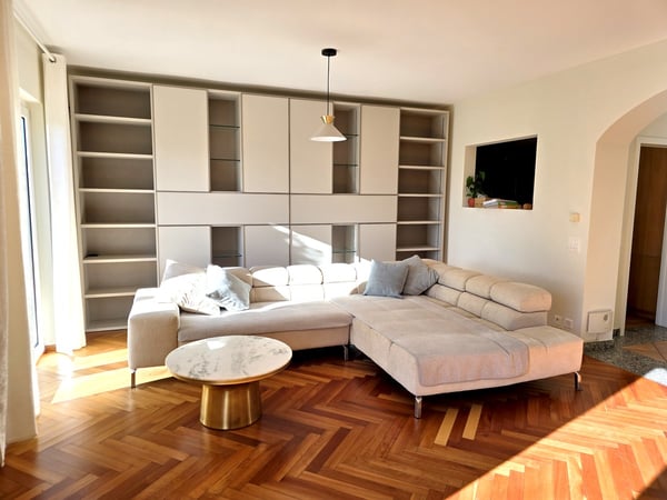 Esclusiva villa 702 m² con giardino e privacy a Miglieglia 5