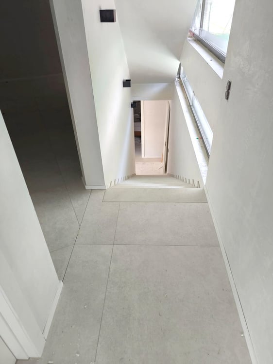 Prestigiosa villa 4,5 vista lago con rooftop e posto barca privato 9