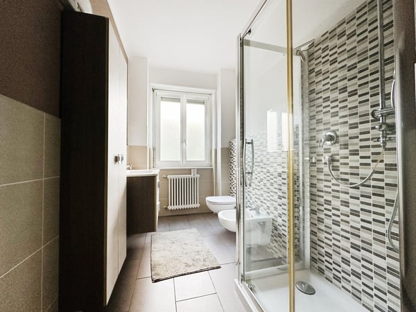 Elegante 3,5 ristrutturato con terrazzo e balcone in zona tranquilla 7