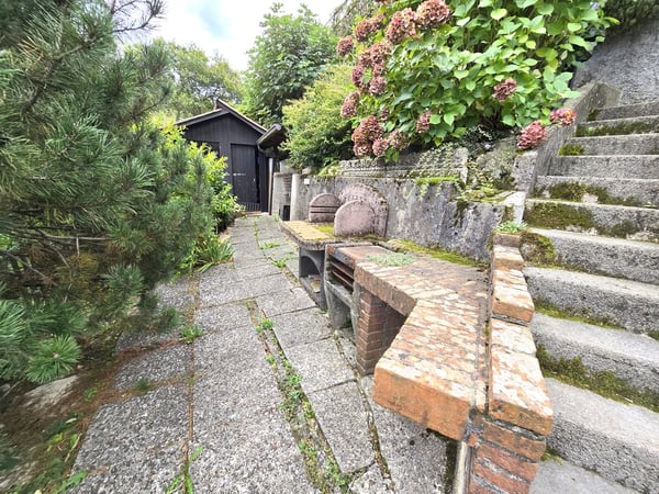 Bellissima casa a schiera di testa 3,5 con giardino e due terrazze. 3