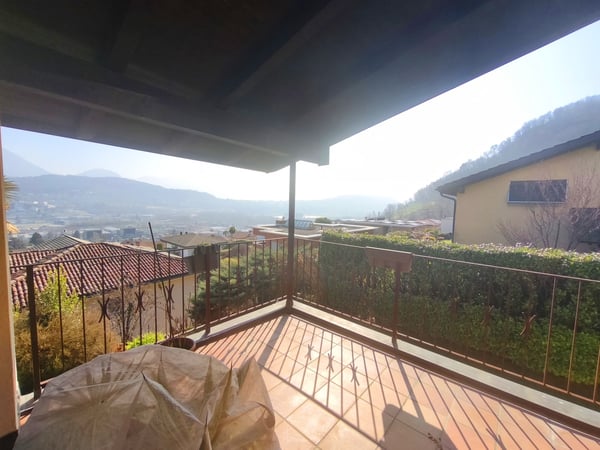 Magnifica villa panoramica 8,5 con ampi spazi e meraviglioso giardino. 8