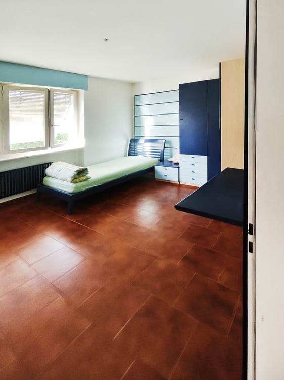Elegante villa indipendente 5,5 locali con piscina e ampio giardino 10