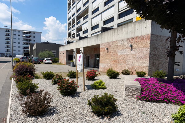Prestigioso spazio commerciale 325 m² in posizione strategica 10
