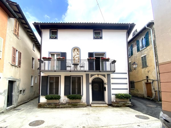 Meravigliosa casa storica 5,5 di charme attentamente ristrutturata 1