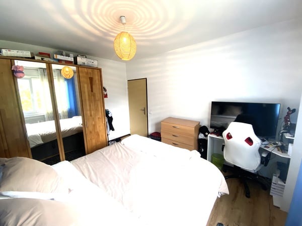 Appartamento 5,5 locali con terrazzo privato e box auto incluso 5