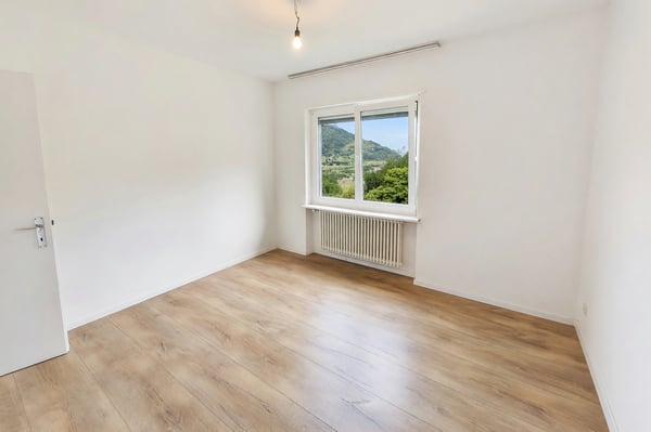 Casa bifamiliare 7 locali vista lago con terrazza e giardino 12