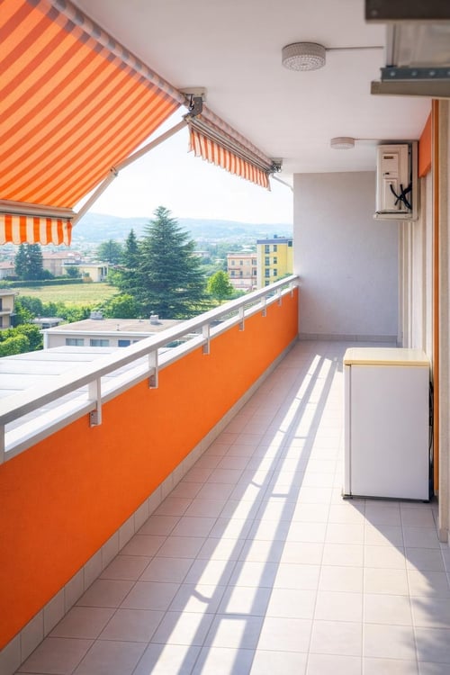 Sesto piano 4,5 ristrutturato con grandissima terrazza panoramica. 10