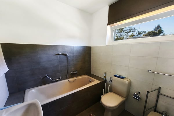 Appartamento 4,5 con camino e tre terrazzi a Manno 10