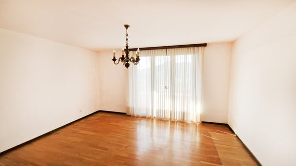 Bella casa indipendente 4,5 con giardino e meravigliosa vista aperta. 7