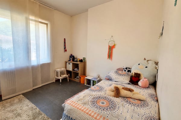 Casa unifamiliare 6,5 locali di 190 mq con giardino privato e veranda 11