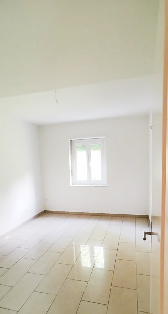 Casa 5,5 locali in fase di ristrutturazione con camino e terrazza. 7