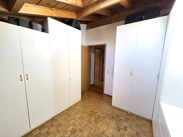 Splendida villa 5,5 con grande giardino in contesto immerso nel verde. 9