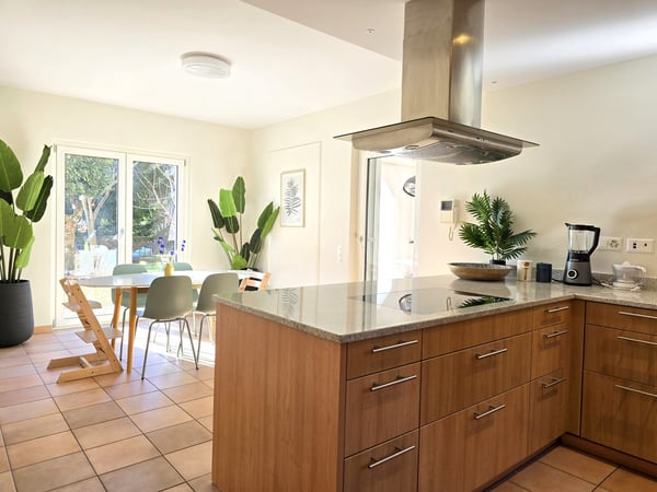 Esclusiva villa 702 m² con giardino e privacy a Miglieglia 7