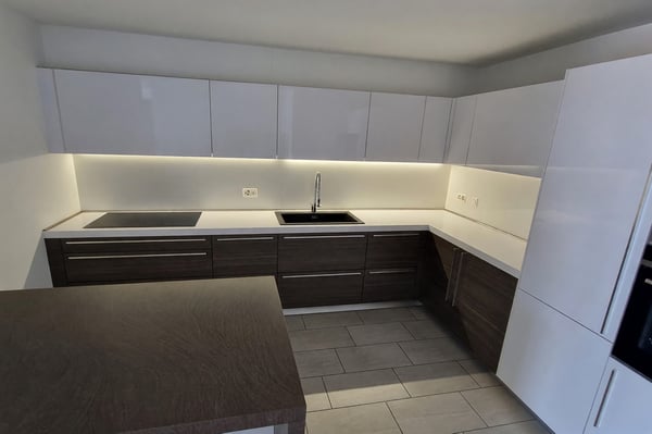 Casa contigua 5,5 locali con terrazza vista lago e giardino a Lopagno 9