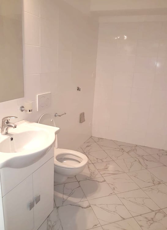 Bell'appartamento 3,5 locali ristrutturato con cucina open space 8