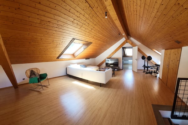 Duplex 5,5 locali luminoso con balcone e piano mansardato 1