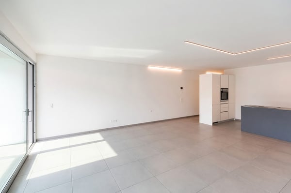 Elegante attico 3,5 con terrazza di 70 m² nel cuore di Bellinzona 7