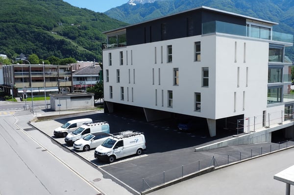 Elegante attico 3,5 con terrazza di 70 m² nel cuore di Bellinzona 2