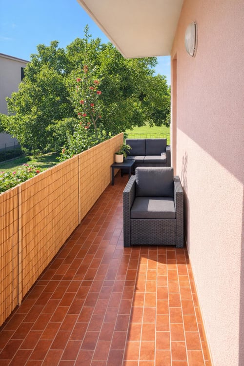 Bifamiliare 4,5 e 4,5 con giardino, tre terrazzi e grande soffitta. 8