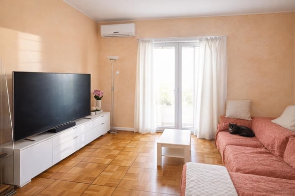 Bifamiliare 4,5 e 4,5 con giardino, tre terrazzi e grande soffitta. 3