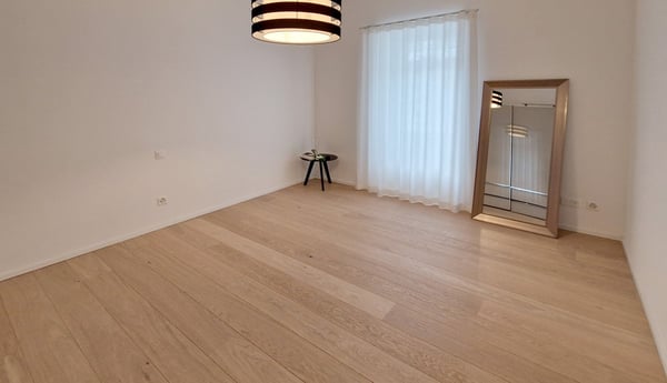 Elegante 3,5 locali in corte meticolosamente ristrutturata a nuovo. 7