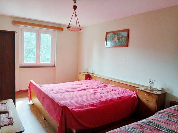 Grotto 6,5 con spazio ristorazione, camere e grande terreno. 7