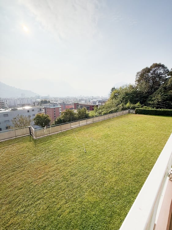 Bellissimo 4,5 ristrutturato con terrazza e vista a Lugano Ronchetto 12