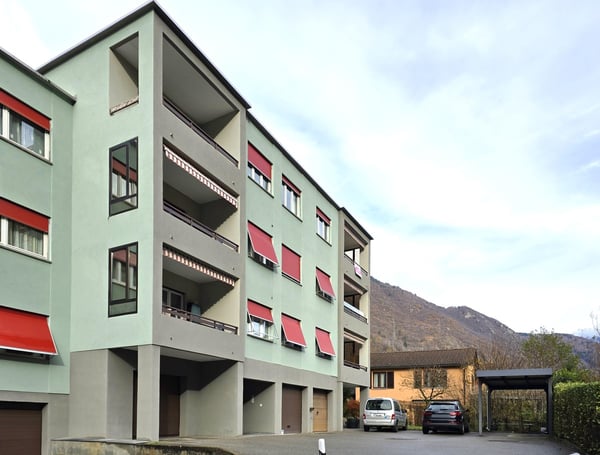 Grande 5,5 al terzo e ultimo piano con terrazza coperta panoramica. 12