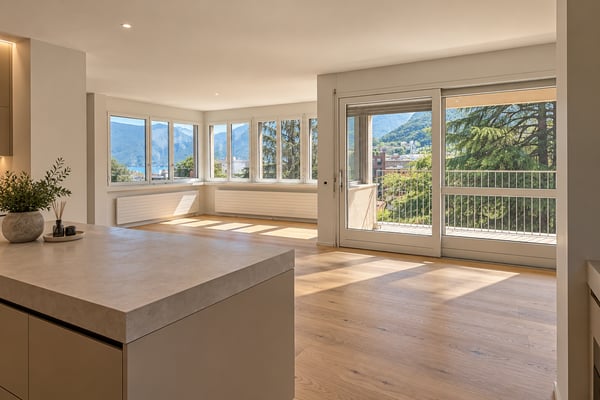 Prestigioso 5,5 ristrutturato in alto standing con terrazzo vista lago 2
