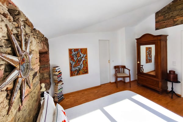 Casa bifamiliare 7 locali ristrutturata con giardino a Davesco 18