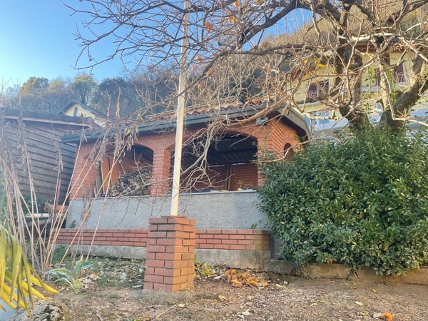 Casa 5.5 completamente ristrutturata con grande giardino e ampio fondo 18