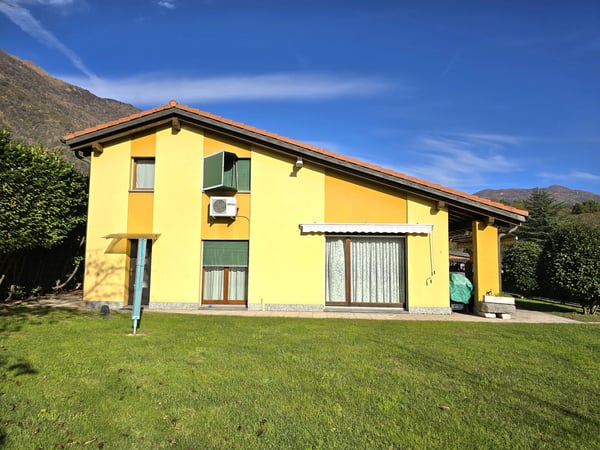 Splendida villa 5,5 con grande giardino in contesto immerso nel verde. 15