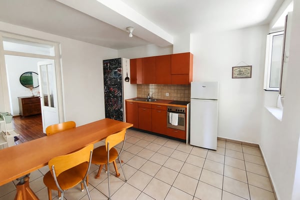 Casa bifamiliare 7 locali ristrutturata a Davesco 11