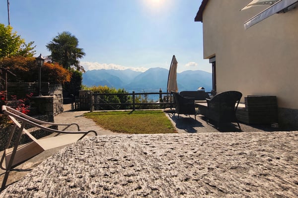 Villa unifamiliare 5,5 vista lago con giardino e camino 19
