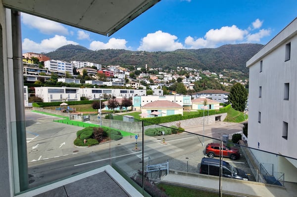Moderno 3.5 con terrazza coperta e ottime possibilità di reddito 6