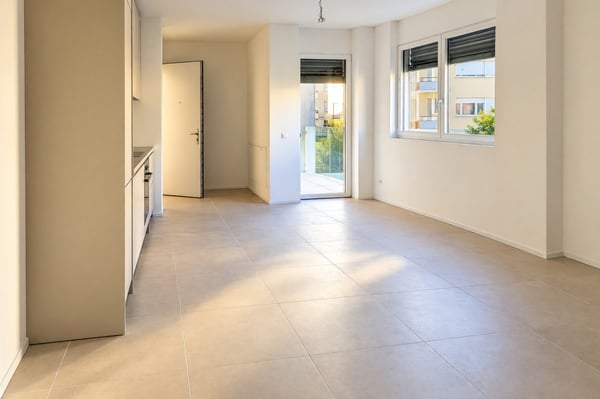 Luminoso appartamento 3.5 locali con terrazza coperta 2