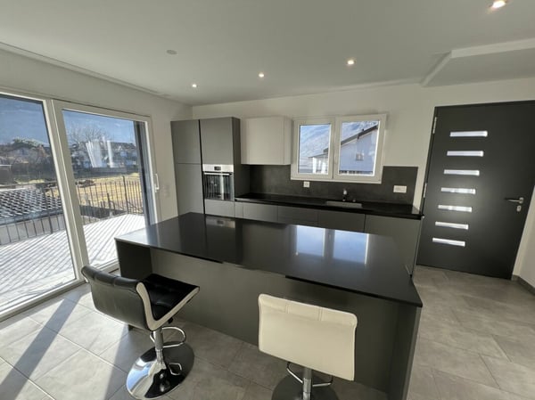 Moderna casa bifamiliare individuale, di 4.5 +3.5 locali con ampio giardino 11