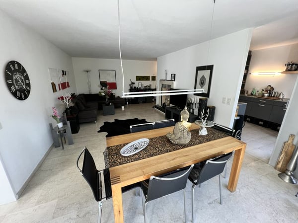 Elegante 1.5-Zimmer-Wohnung mit Garten 6