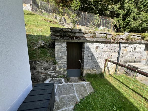 Casa Unifamiliare di 4.5 locali con giardino e terreno 18