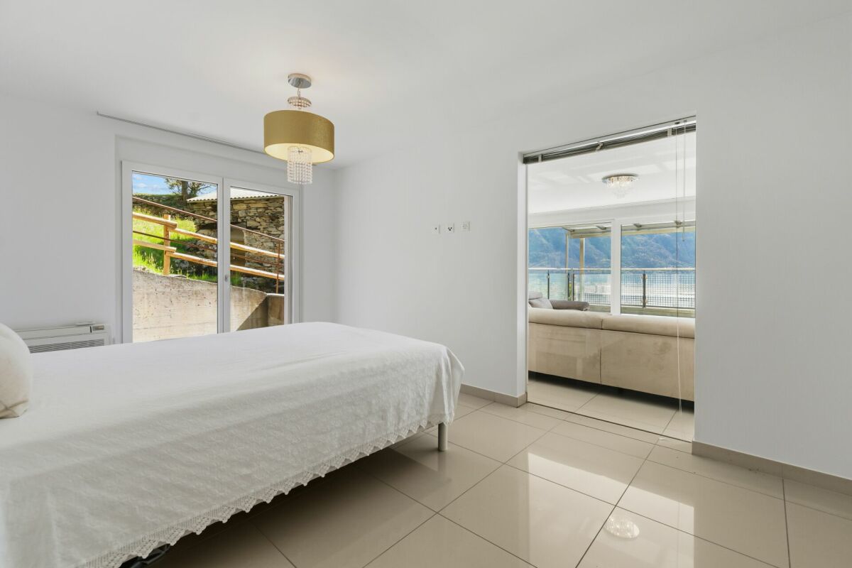 Appartamento 5.5 locali con piscina e vista mozzafiato