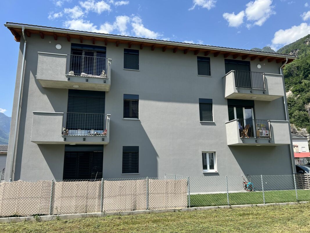 Mehrfamilienhaus mit 5 Wohnungen à 2,5 Zimmer
