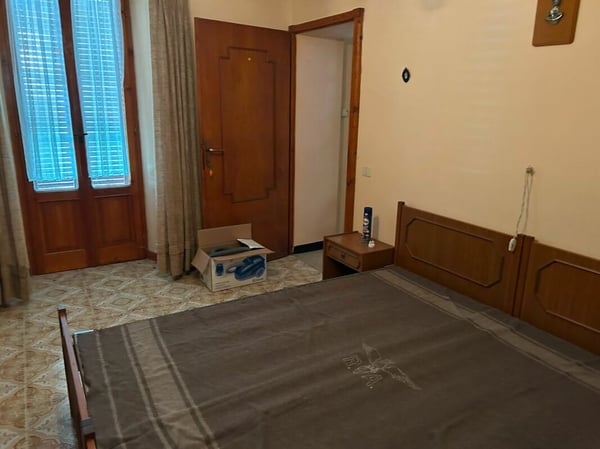 5-Zimmer-Haus mit ausbaubarem Dachgeschoss, Innenhof und Garten 10