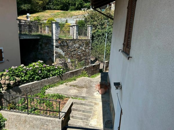 5-Zimmer-Haus mit ausbaubarem Dachgeschoss, Innenhof und Garten 20