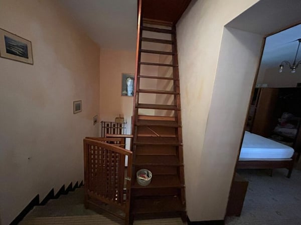5-Zimmer-Haus mit ausbaubarem Dachgeschoss, Innenhof und Garten 18